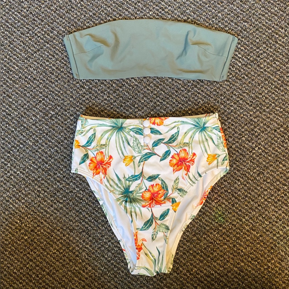 Bandeau bikini